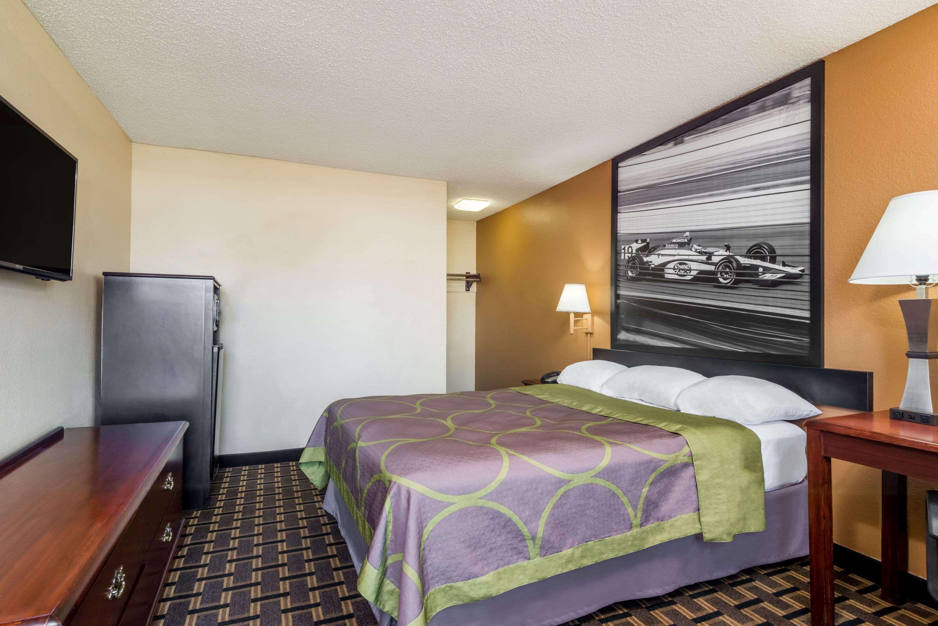 Hotel Super 8 By Wyndham Indianapolis/Ne/Castleton Area Zewnętrze zdjęcie
