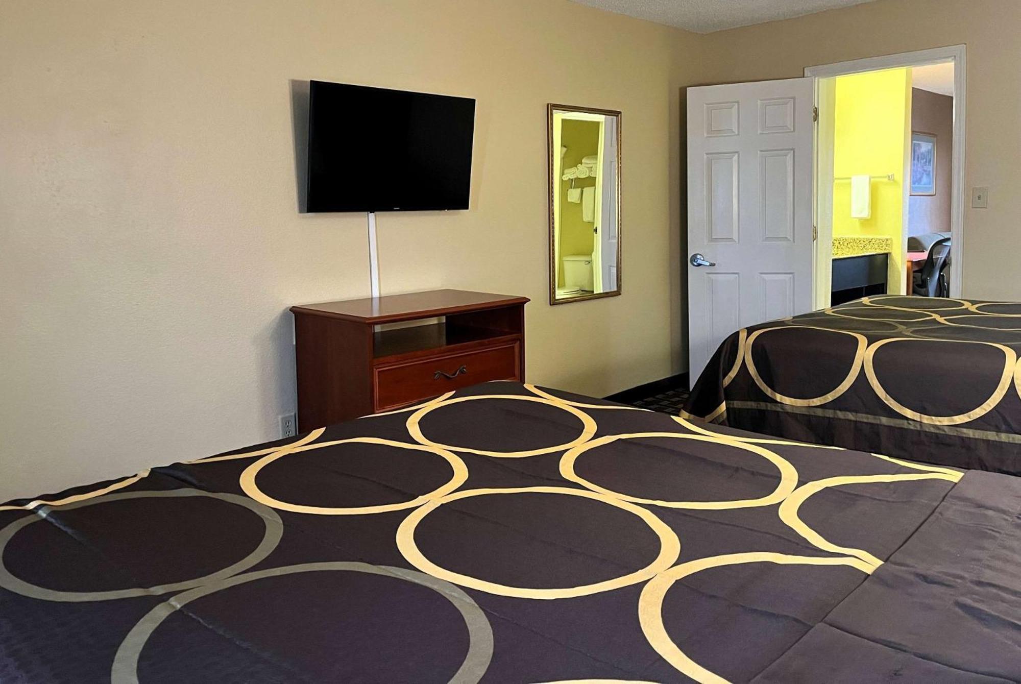 Hotel Super 8 By Wyndham Indianapolis/Ne/Castleton Area Zewnętrze zdjęcie