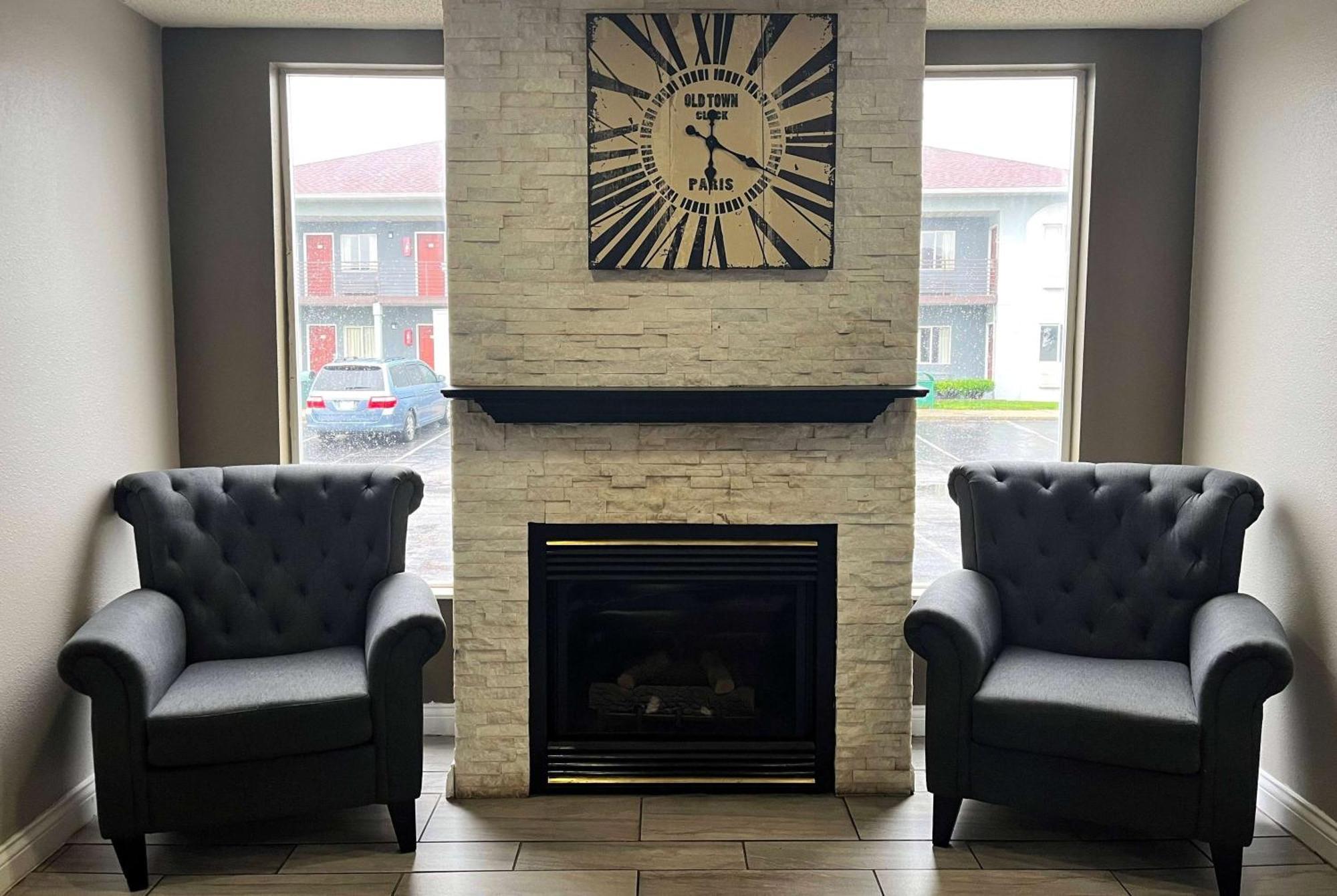 Hotel Super 8 By Wyndham Indianapolis/Ne/Castleton Area Zewnętrze zdjęcie